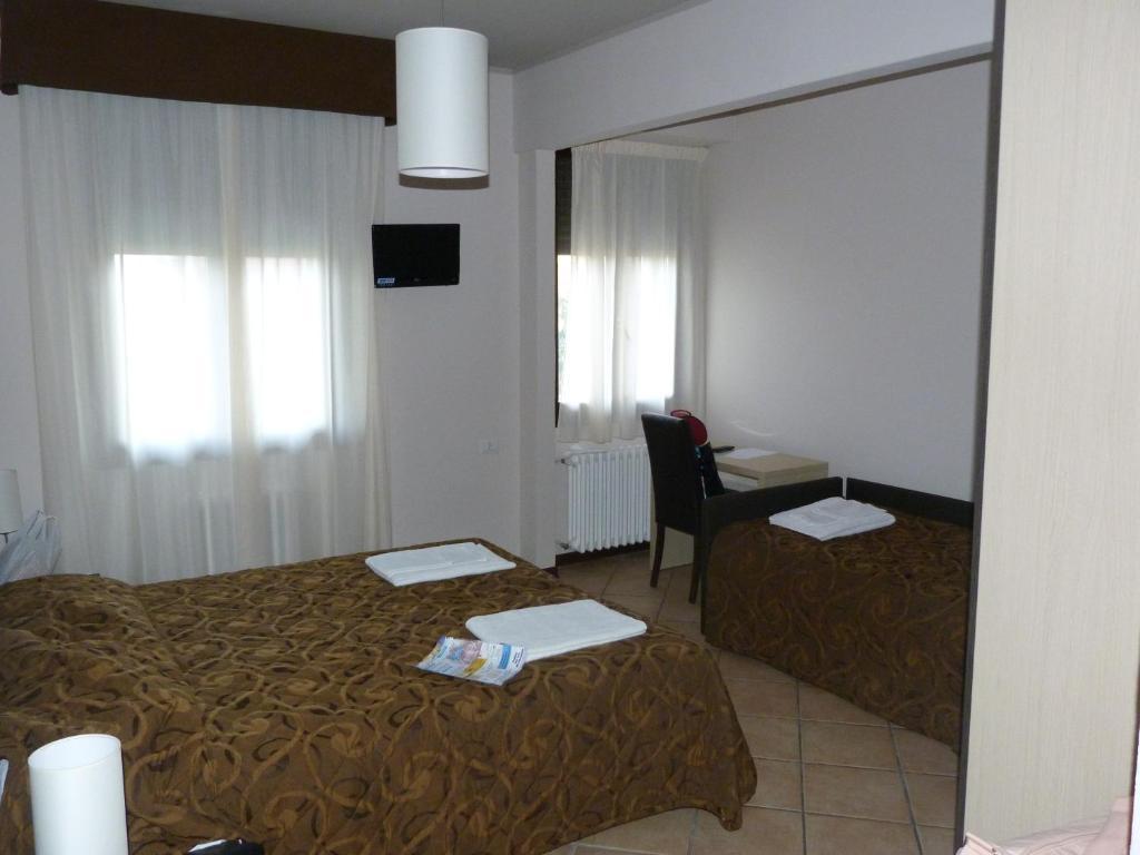 Hotel Eden Vignola  Room photo